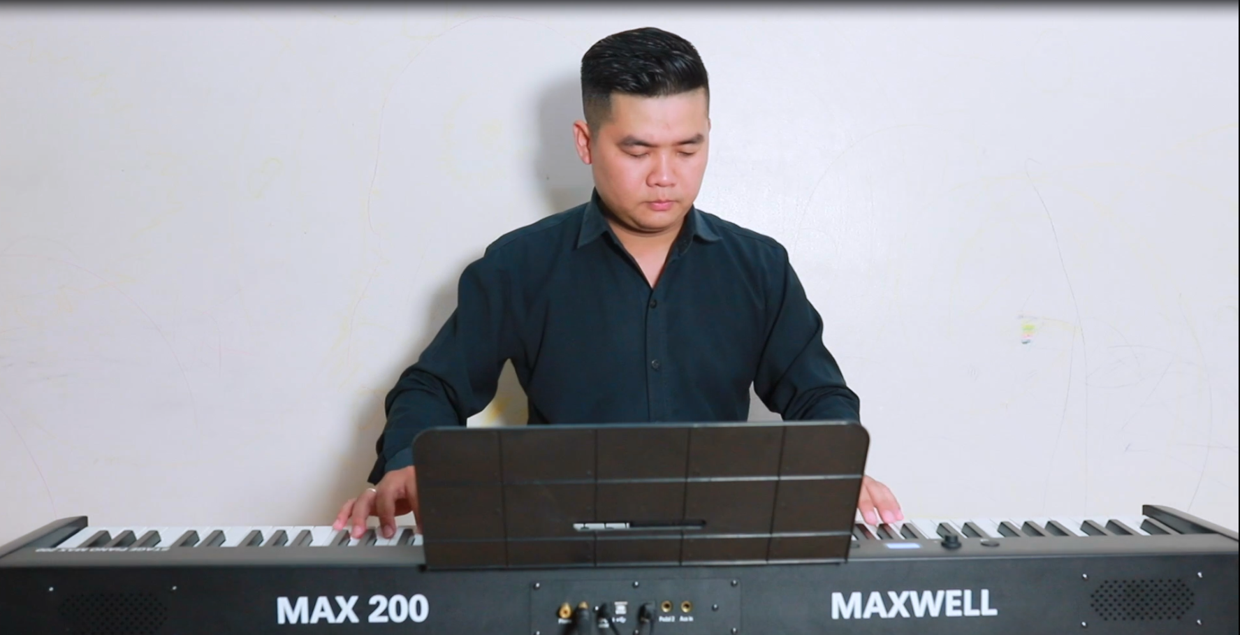 Cover Em Không Sai Chúng Ta Sai|| Đàn Piano Điện Maxwell 200
