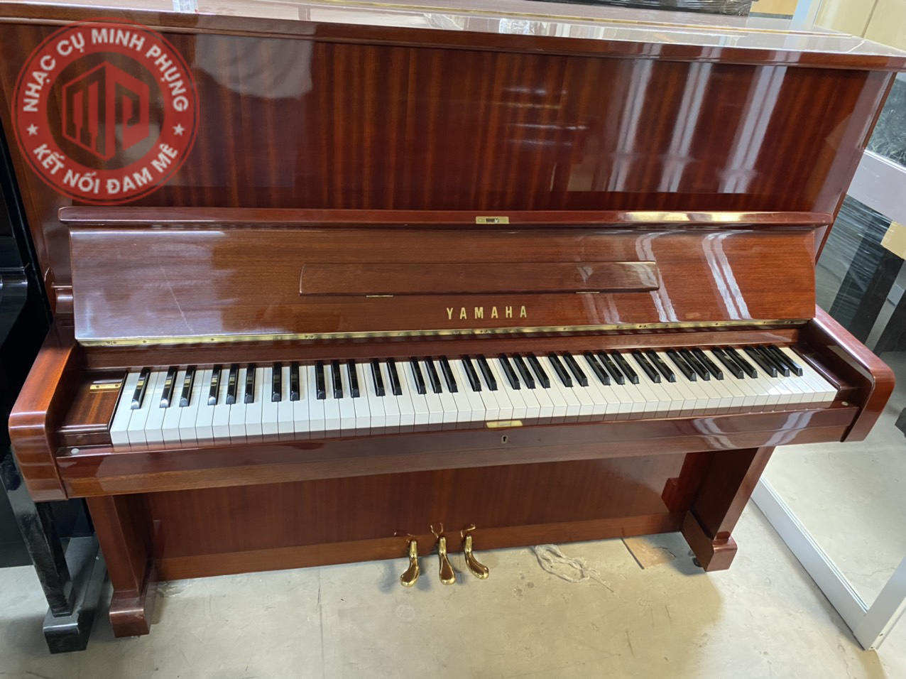 ĐÀN PIANO YAMAHA U2C (MÀU GỖ)